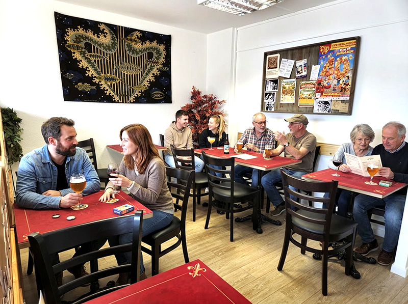 Procrastin et Fabuleux, bar à jeux à Huelgoat dans les monts d'Arrée